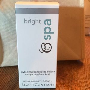Bright spa from BeautiControl
